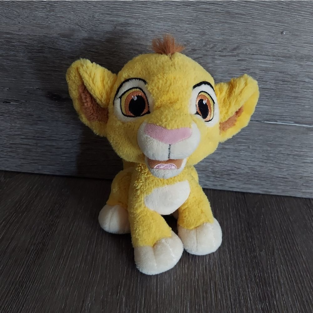 Disney The Lion KingโSimba Plush Toy 8"